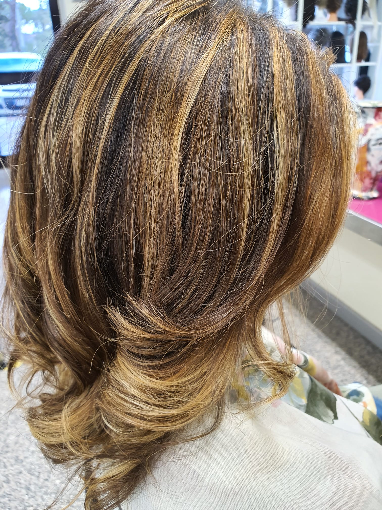 Silvia Hair Studio Perugia erbe tintorie naturali meches